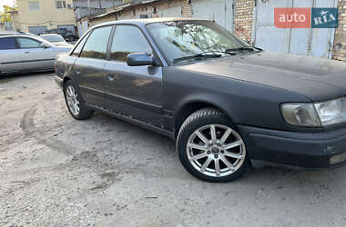 Седан Audi 100 1993 в 