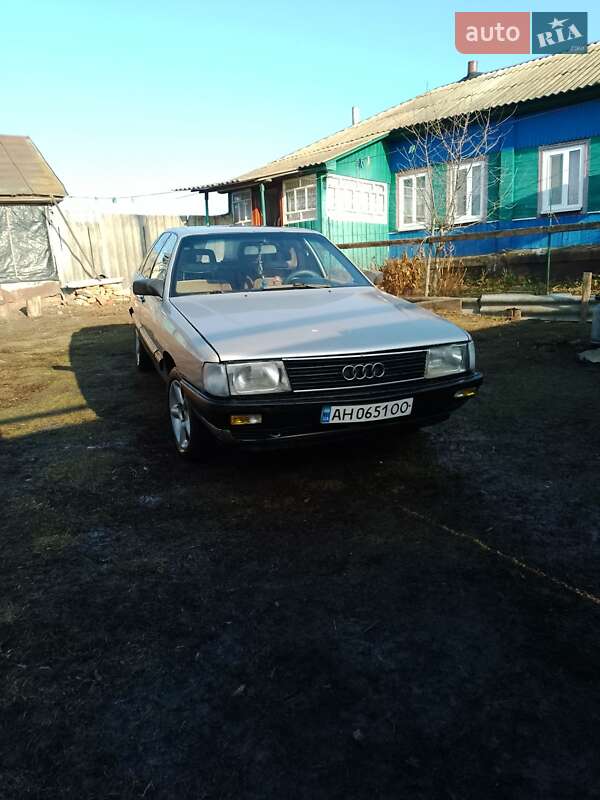 Audi 100 1984