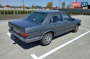 Седан Audi 100 1981 в 