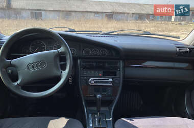 Седан Audi 100 1993 в 