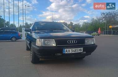 Седан Audi 100 1990 в 