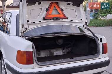 Седан Audi 100 1991 в 