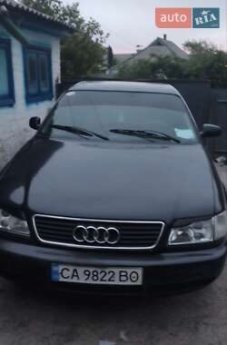 Седан Audi 100 1991 в Каневе