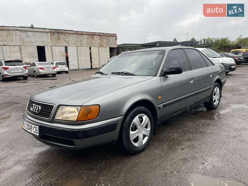 Седан Audi 100 1991 в Полтаві