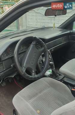 Седан Audi 100 1989 в 