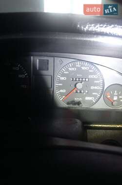 Седан Audi 100 1992 в Черновцах