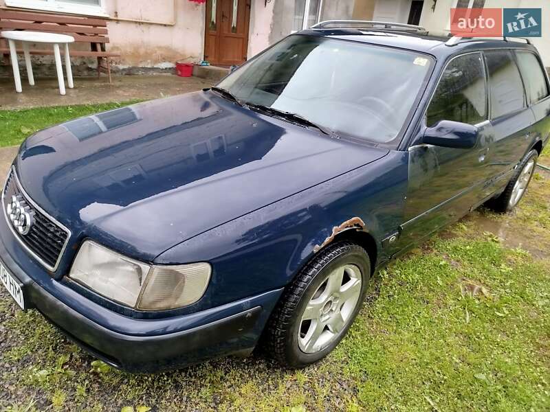 Универсал Audi 100 1992 в Сваляве