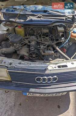Седан Audi 100 1985 в 