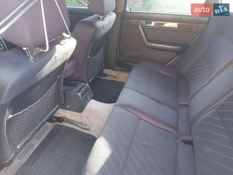 Седан Audi 100 1993 в Харькове