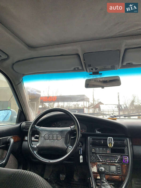 Седан Audi 100 1994 в Киеве