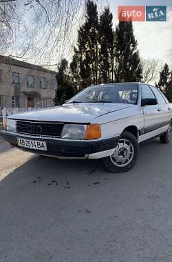Седан Audi 100 1986 в 