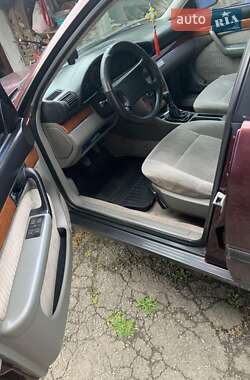 Седан Audi 100 1991 в 