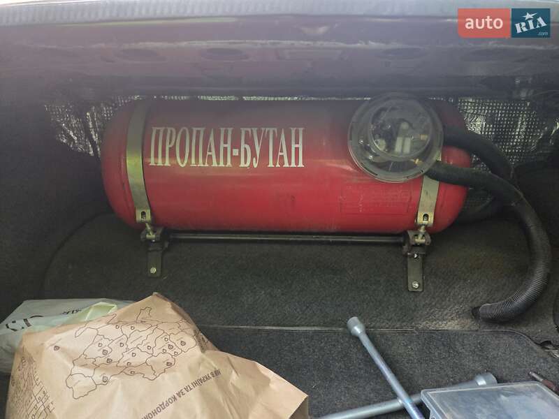 Седан Audi 100 1993 в Хмельницькому