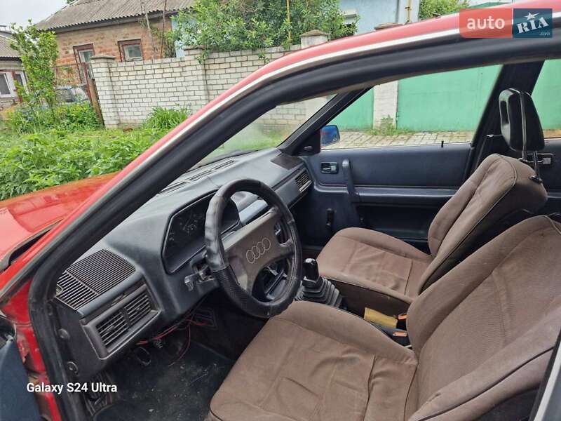 Седан Audi 100 1986 в Черкассах