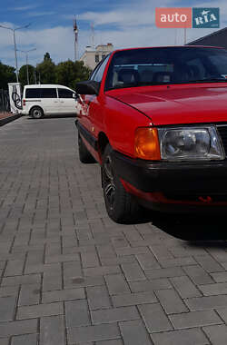 Седан Audi 100 1991 в 