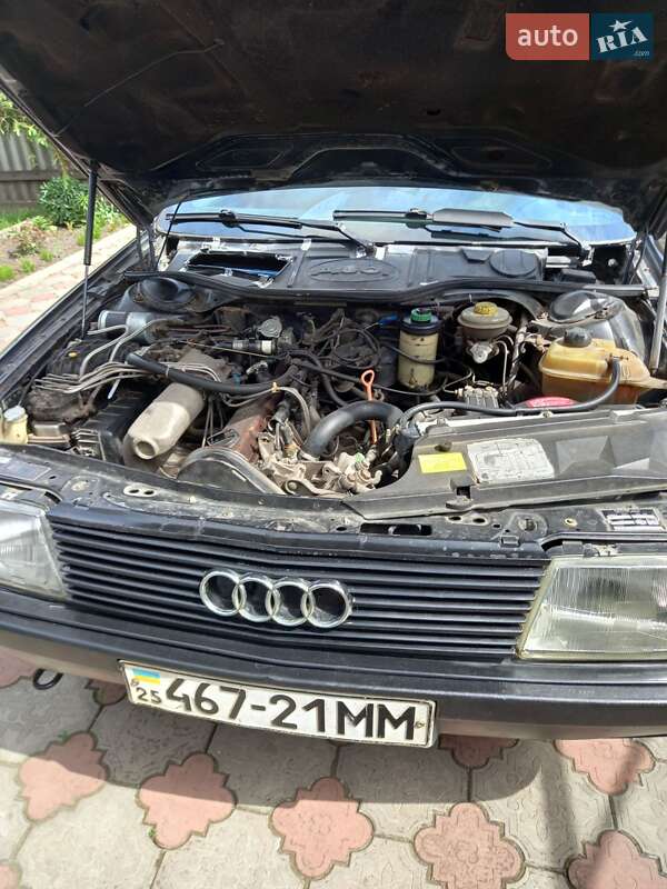 Седан Audi 100 1989 в Бахмаче