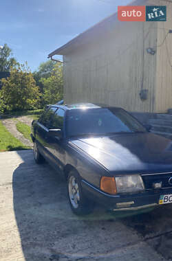 Седан Audi 100 1988 в 