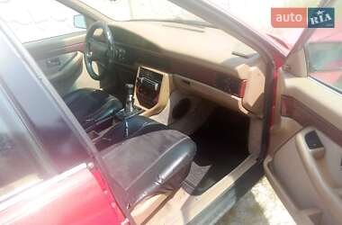 Седан Audi 100 1990 в 