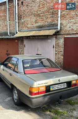 Седан Audi 100 1986 в 