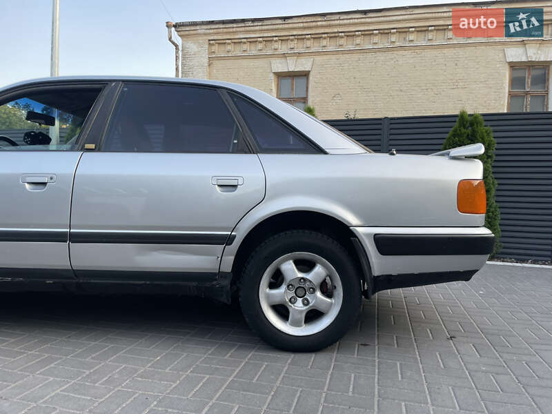 Седан Audi 100 1991 в Черкассах