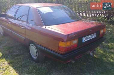 Седан Audi 100 1987 в 