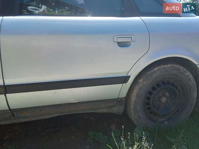 Седан Audi 100 1992 в Надвірній