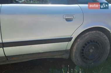 Седан Audi 100 1992 в 