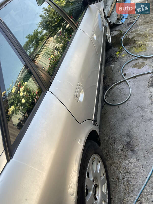 Седан Audi 100 1992 в Киеве