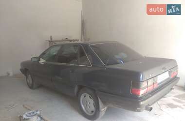 Седан Audi 100 1988 в Черкассах