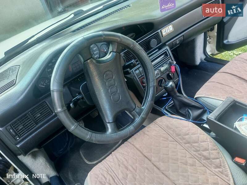Універсал Audi 100 1990 в Млиніві