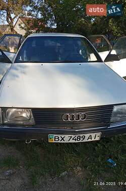 Седан Audi 100 1987 в Березному