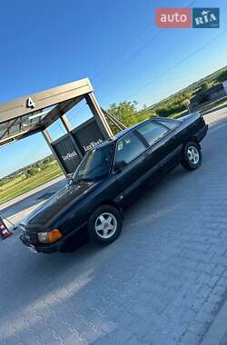 Седан Audi 100 1989 в Шумську