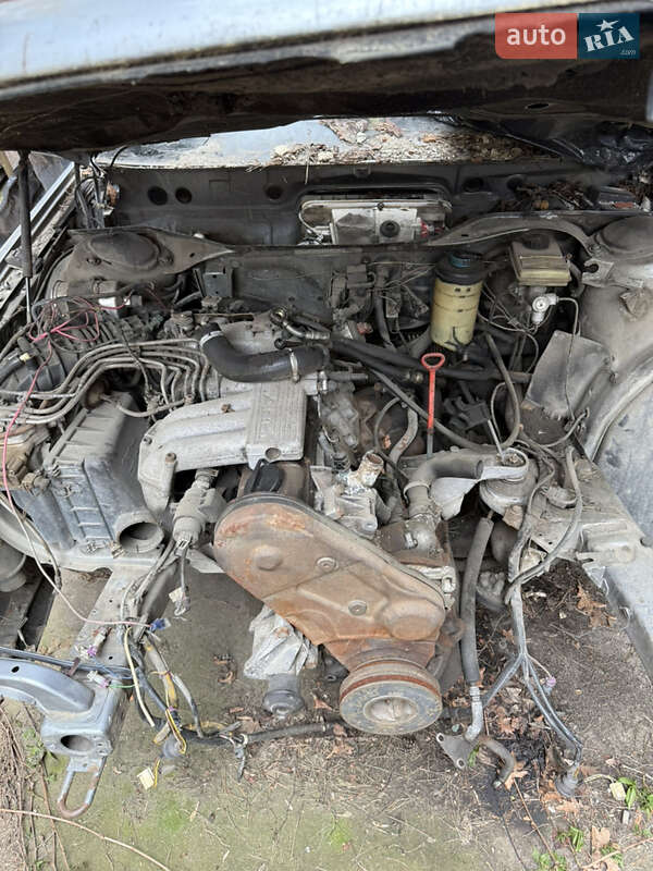 Седан Audi 100 1988 в Львові