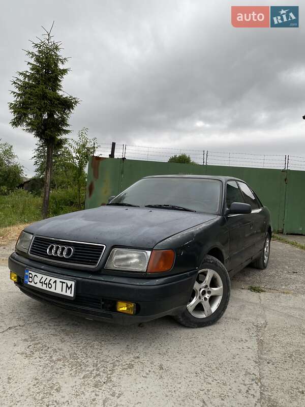 Седан Audi 100 1994 в Дрогобичі