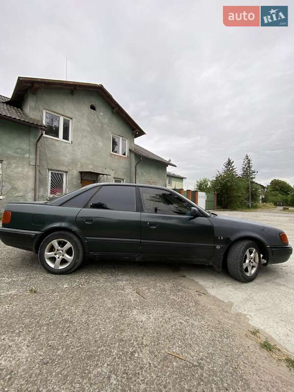 Седан Audi 100 1994 в Дрогобичі