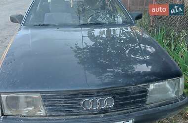 Седан Audi 100 1986 в Виноградові