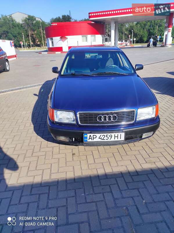Седан Audi 100 1993 в Запорожье