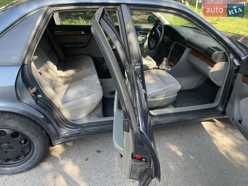 Седан Audi 100 1991 в Конотопе