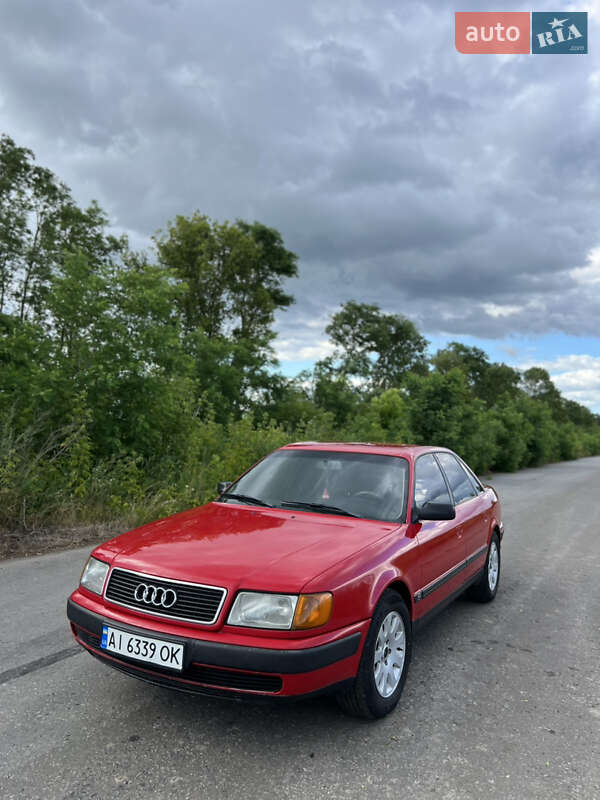 Седан Audi 100 1991 в 