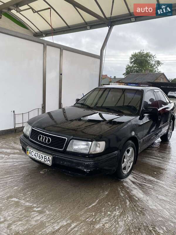 Седан Audi 100 1993 в 