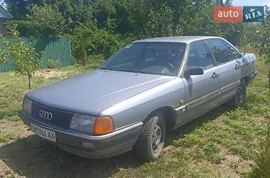 Седан Audi 100 1988 в Ахтырке