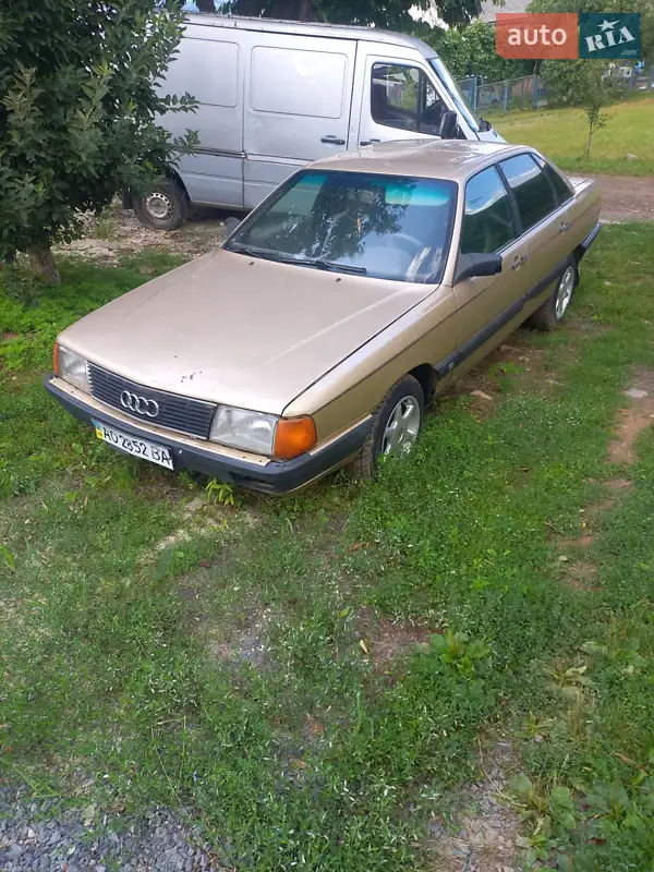 Audi 100 1988