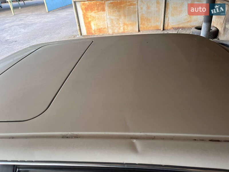 Седан Audi 100 1985 в Каменском