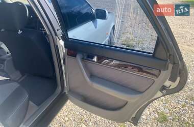 Седан Audi 100 1991 в 