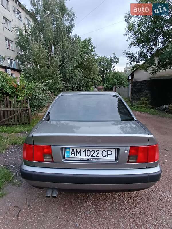 Седан Audi 100 1994 в Житомирі