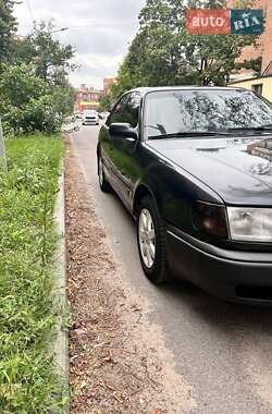 Седан Audi 100 1992 в 