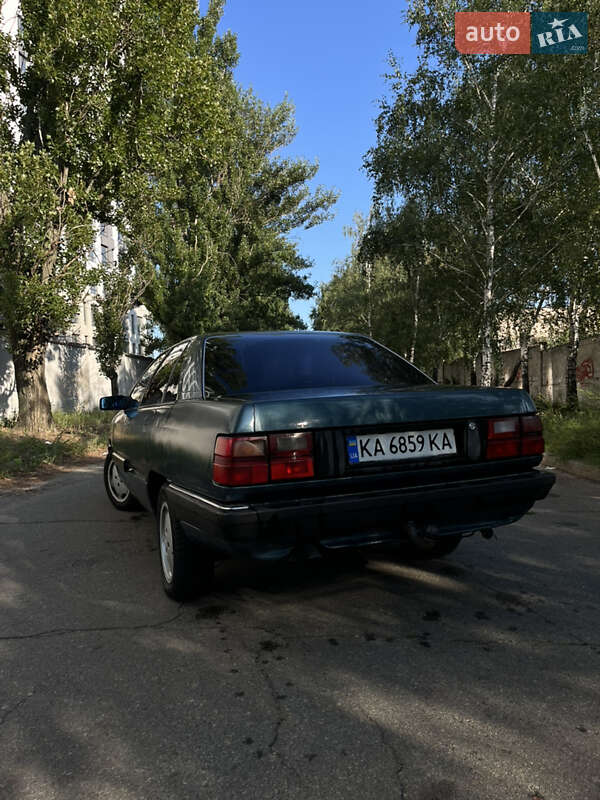 Седан Audi 100 1991 в Киеве