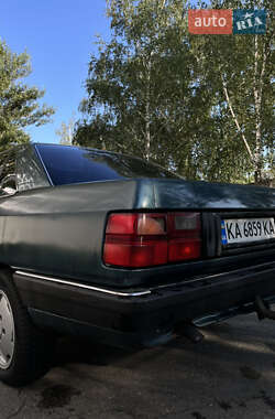Седан Audi 100 1991 в Киеве