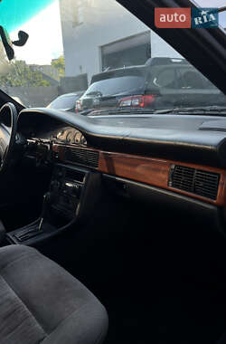 Седан Audi 100 1991 в Киеве
