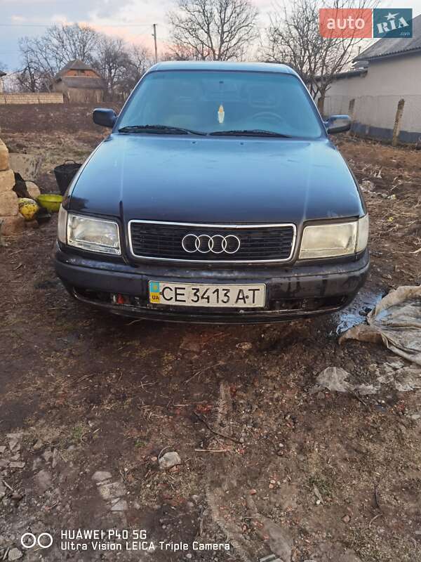 Седан Audi 100 1993 в Кельменцах